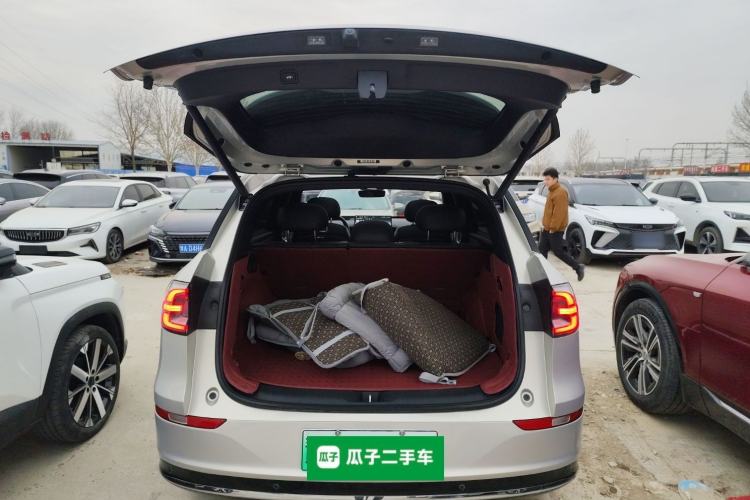 Used CHANGAN NEVO Q07 2025 215 Flagship PLUS Trunk