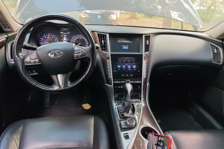 Used Infiniti Q50L 2015 2.0T Luxury Edition