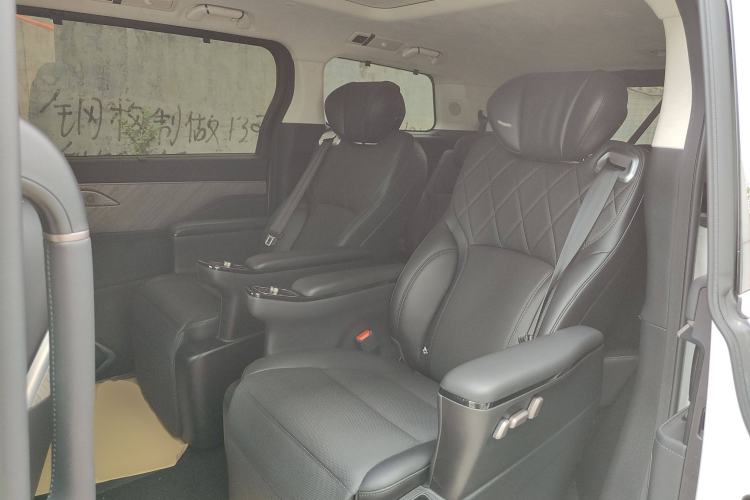 Used Wey Gaoshan 2025 Four-Wheel Drive Alpine 8