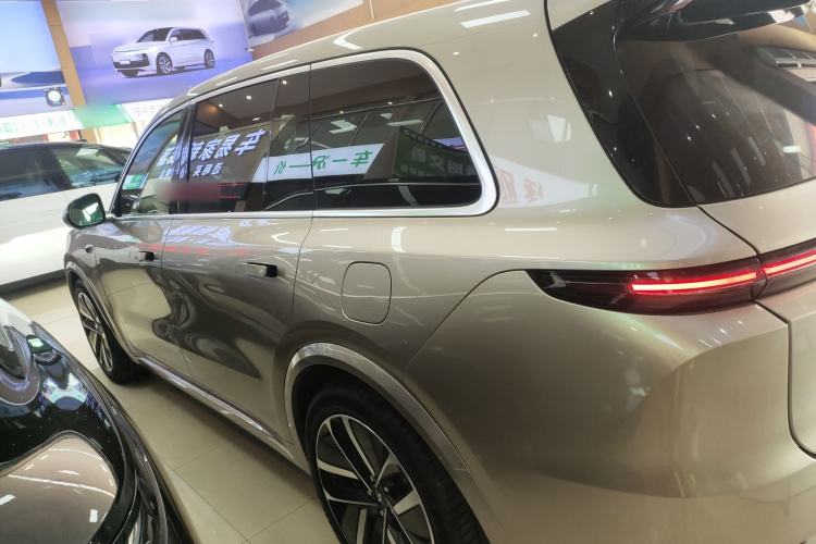 Used Li Auto L9 2024 Ultra Model Exterior 3