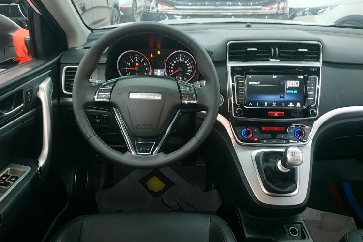 Used Haval M6 2018 1.5T Manual Two-Wheel Drive Elite Model Steering Wheel