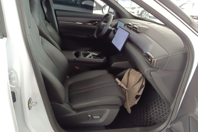 Used HEDMOS 06 2025 Model 520km