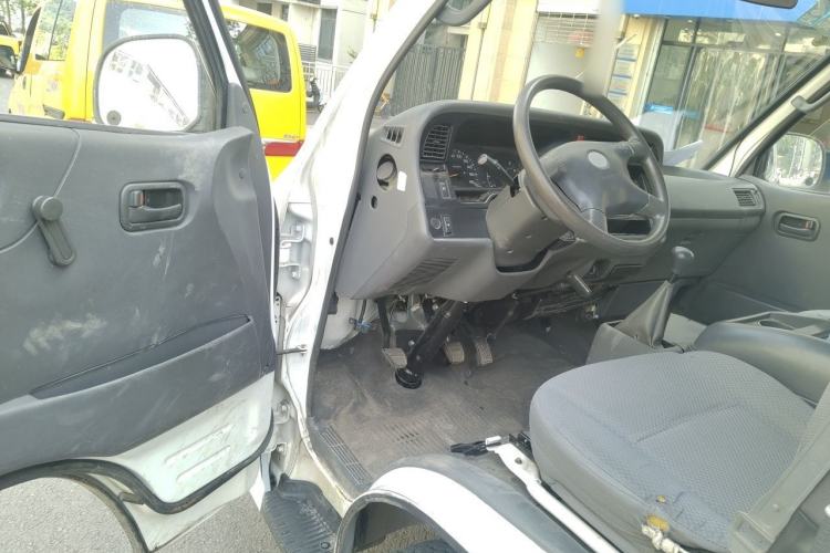 Used Jinbei Hiace 