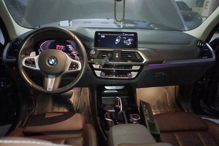 Used BMW X3 2021 xDrive28i M Sport Package Center Console