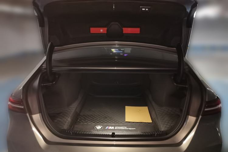 Used BMW 5 Series 2024 530Li Leading Luxury Package