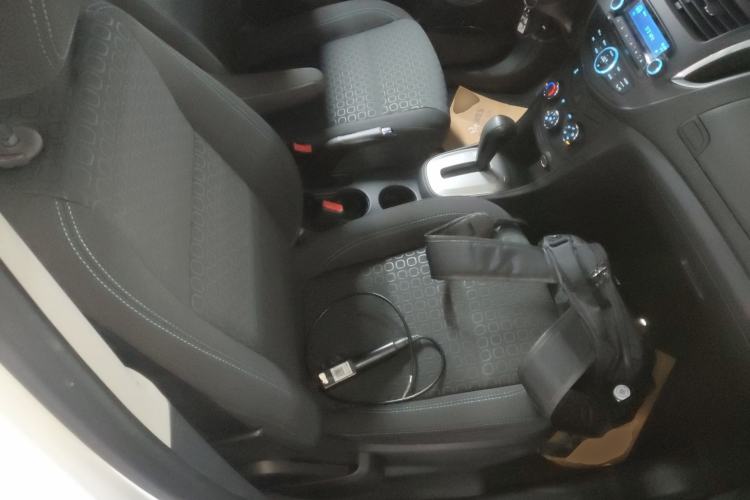 Used Chevrolet Trax 2016 1.4T Automatic Two-Wheel Drive Comfort Version with Sunroof
