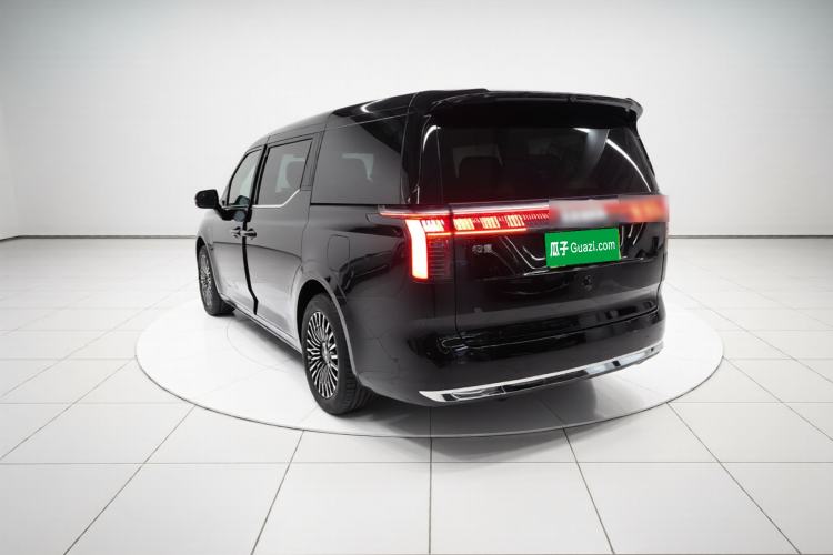 Used Zeekr 009 2024 7-Seater Walk-Through Version Four-Wheel Drive 108 kWh
