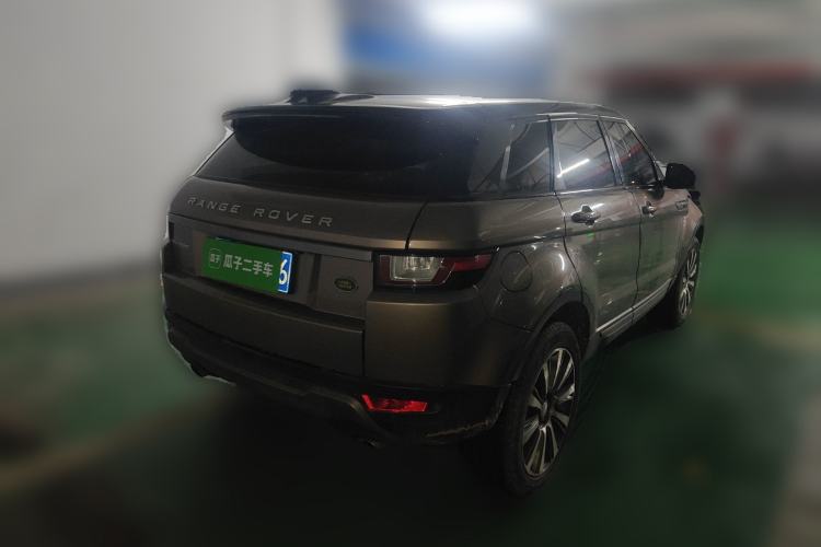 Used Land Rover Range Evoque 2018 240 PS SE Smart Brilliance Edition Rear Right 45 Deg