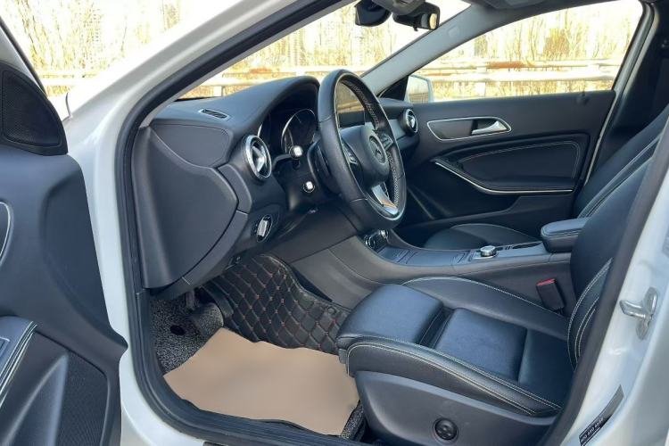 Used Mercedes-Benz GLA 2016 GLA 200 Fashion Model