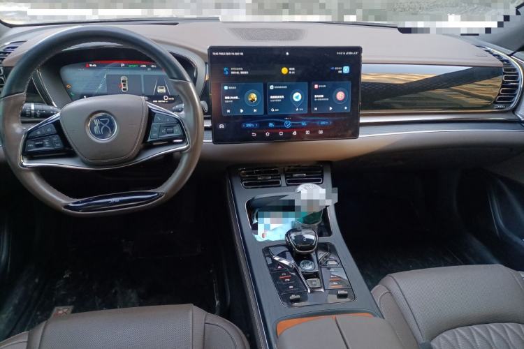 Used BYD Han 2023 DM-i Champion Edition 200KM Flagship Model
