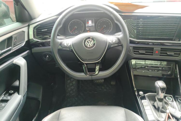 Used Volkswagen Tayron 2020 330TSI Two-Wheel Drive Luxury Smart Connectivity Version Steering Wheel