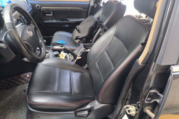 Used Haval H5 Classic 2013 ZhiZun Edition Green Silence 2.0T Manual Two-Wheel Drive Progressive Model