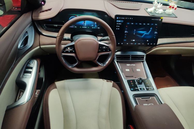 Used BYD Seal 2023 DM-i 1.5T 121km Prestige Model
