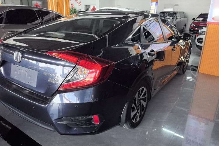 Used Honda Civic 2016 220TURBO CVT Luxury Edition
