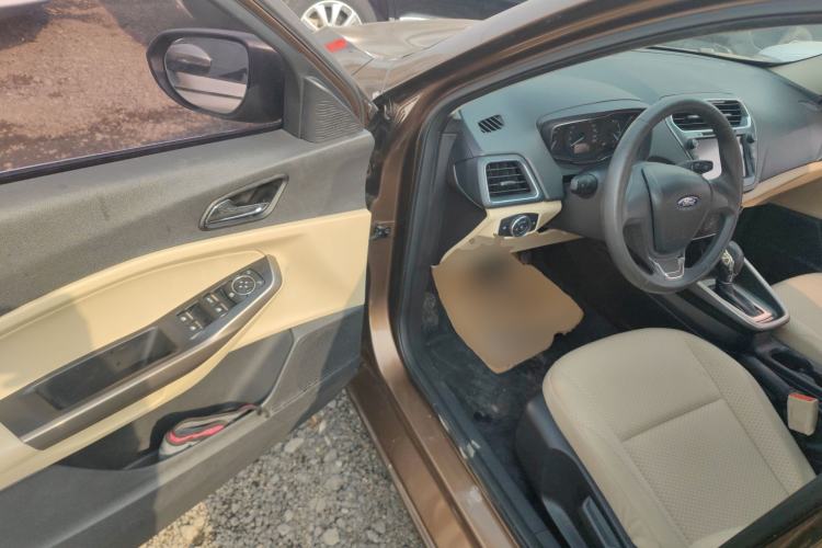 Used Ford Escort 2015 1.5L Automatic Comfort Edition