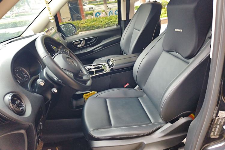 Used Mercedes-Benz Vito 2023 2.0T Elite Version 7 Seats