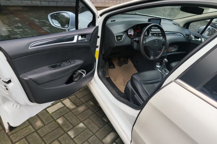 Used Peugeot 308 2013 1.6L Automatic Fashion Model