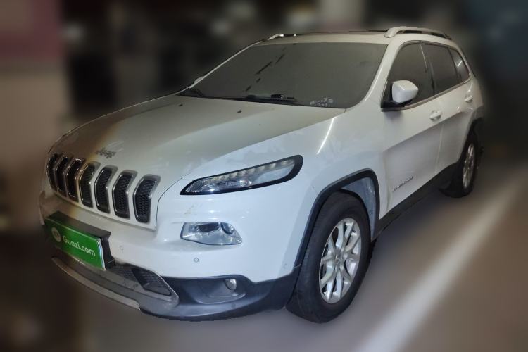 Used Jeep Cherokee 2016 2.4L Professional Smart Version