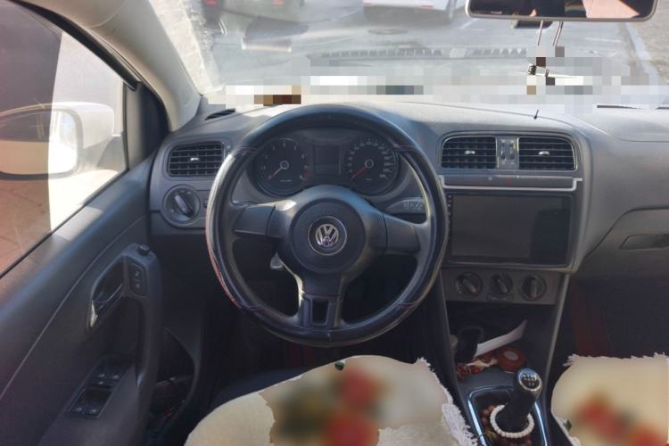 Used Volkswagen Polo 2011 1.4L Manual ZhiLe Edition