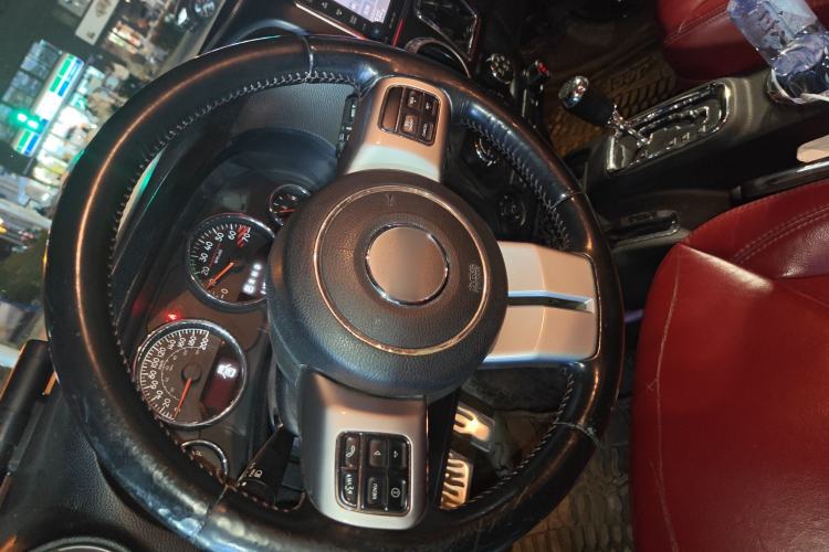 Used Jeep Wrangler 2013 3.6L Four-Door 10th Anniversary Edition
