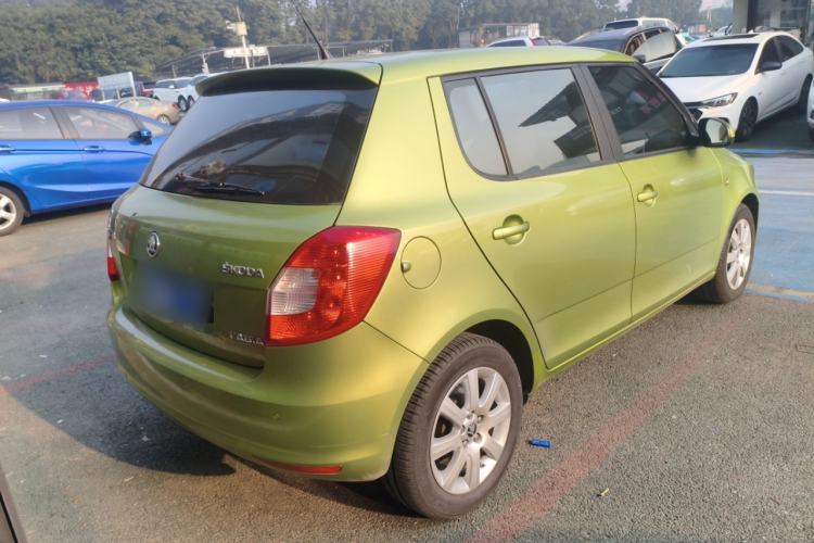 Used Skoda Fabia 2014 1.4L Automatic Crystal Edition