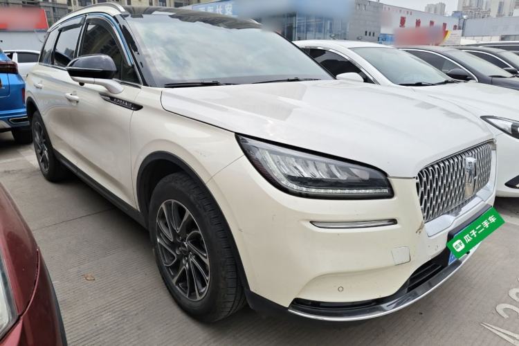 Used Lincoln Corsair 2021 2.0T Two-Wheel-Drive Luxury Edition Front Right 45 Deg