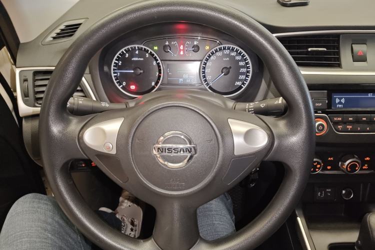 Used Nissan Sylphy 2021 Classic 1.6XE CVT Exclusive Edition Steering Wheel