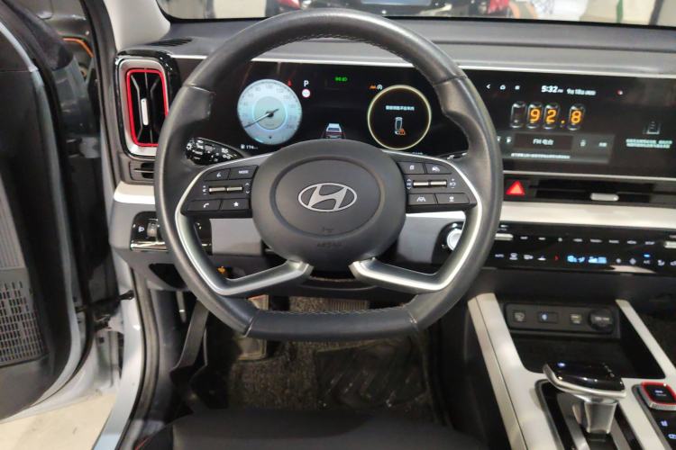 Used Hyundai ix35 2023 Musso 2.0L Flagship Edition TOP