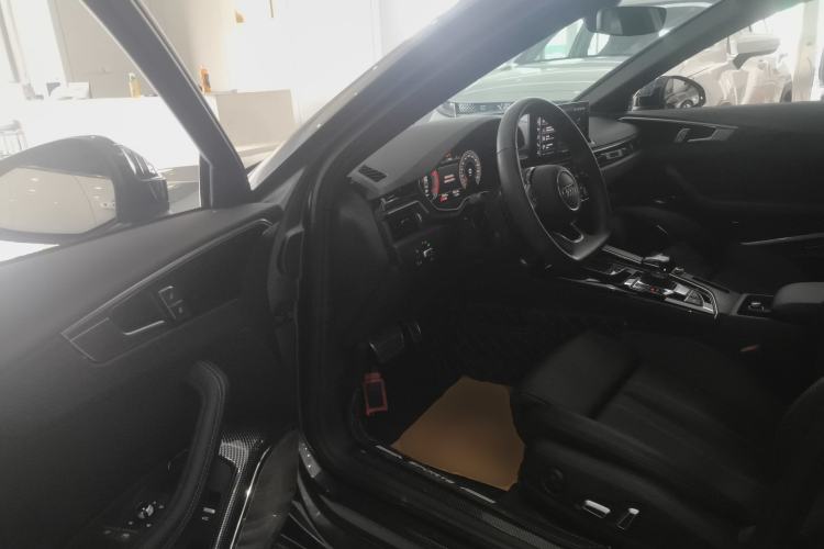 Used Audi A4L 2024 40 TFSI Luxury Dynamic Edition