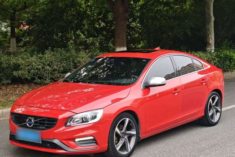 Used Volvo S60 2014 Facelift T5 Personalized Sport Edition