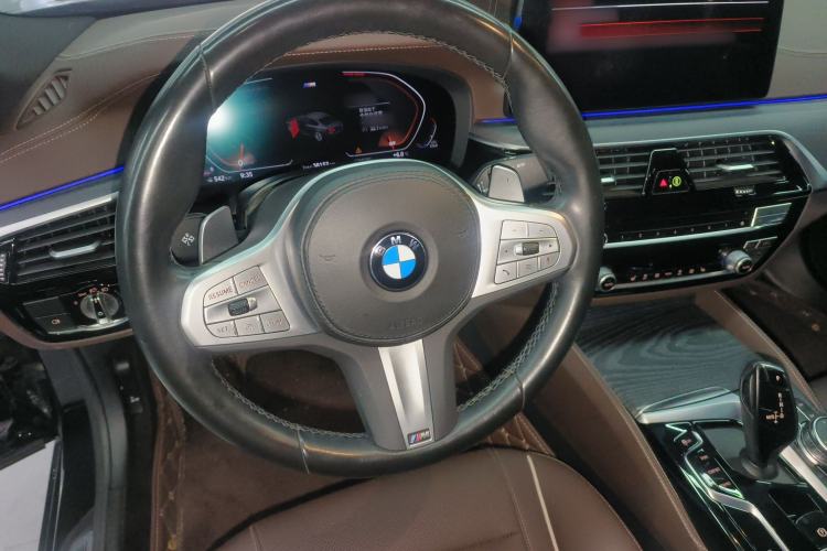 Used BMW 5 Series 2022 Second Facelift 530Li Leading Edition M Sport Package