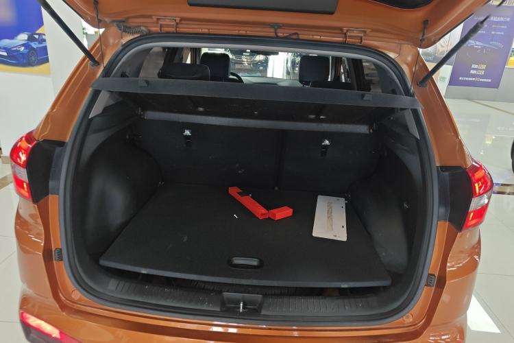 Used Hyundai ix25 2015 2.0L Automatic 4x4 Deluxe DLX