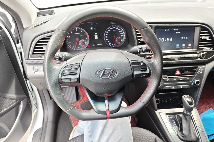 Used Hyundai Elantra (6th Generation / Lingdong) 2018 1.4T Dual-Clutch Xuan Dong · Dynamic Edition Steering Wheel