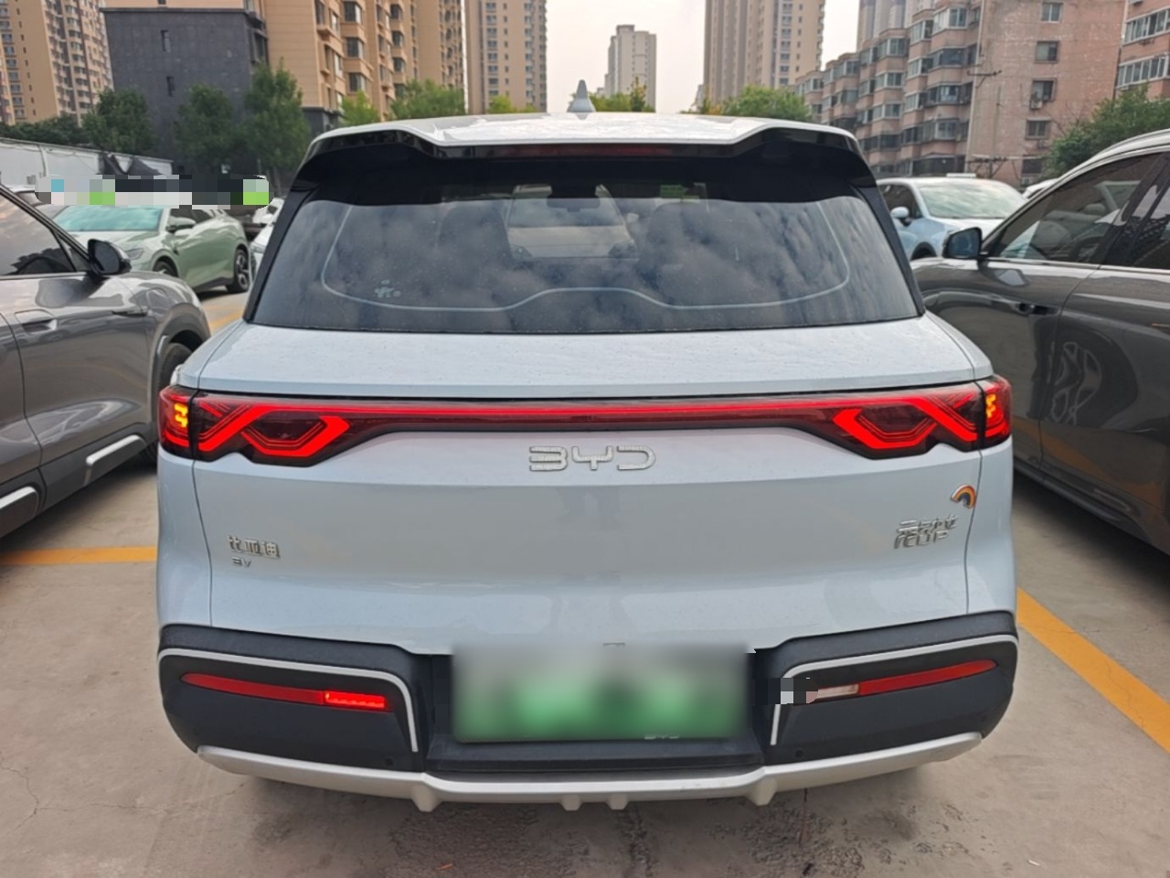 BYD Yuan UP 2025 Model 301KM Leading Version — снимка 5