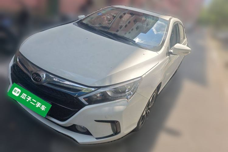 Used BYD Qin New Energy 2015 1.5T Dual-Crown Flagship Plus Edition