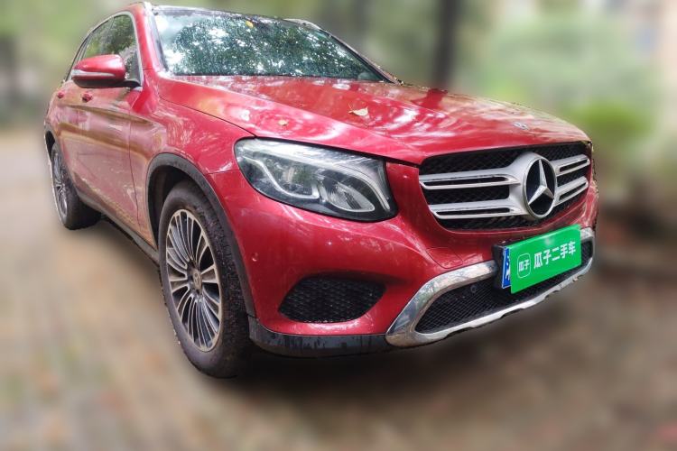 Used Mercedes-Benz GLC 2018 Facelift GLC 200 4MATIC Front Right 45 Deg