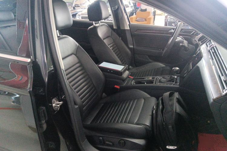 Used Volkswagen Magotan 2019 330TSI DSG Luxury Model China V Standard
