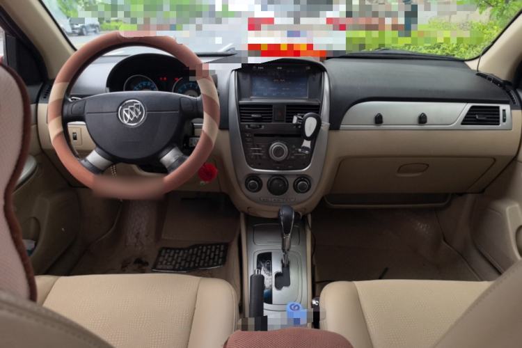 Used Buick Excelle 2013 1.5L Automatic Classic Model Center Console