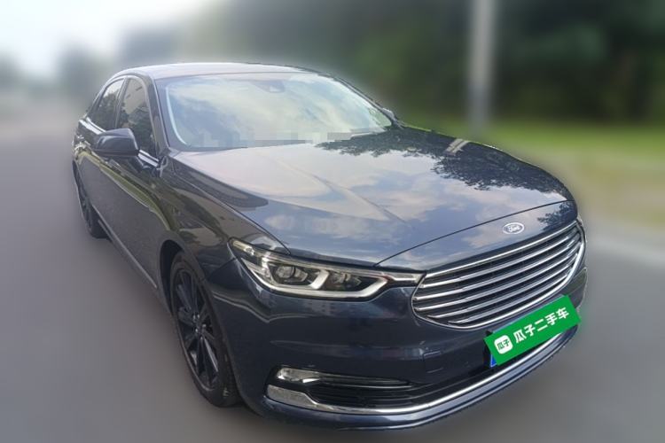 Used Ford Taurus 2019 EcoBoost 245 Premium Edition Front Right 45 Deg