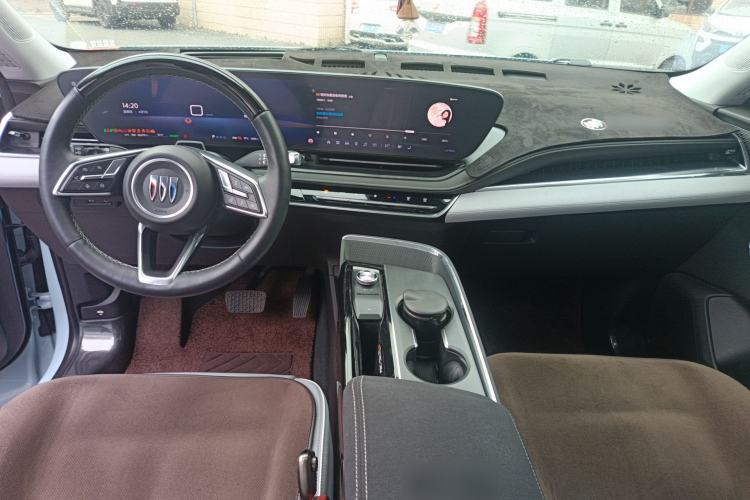 Used Buick E5 2023 Zhenxiang Standard Range Edition Center Console
