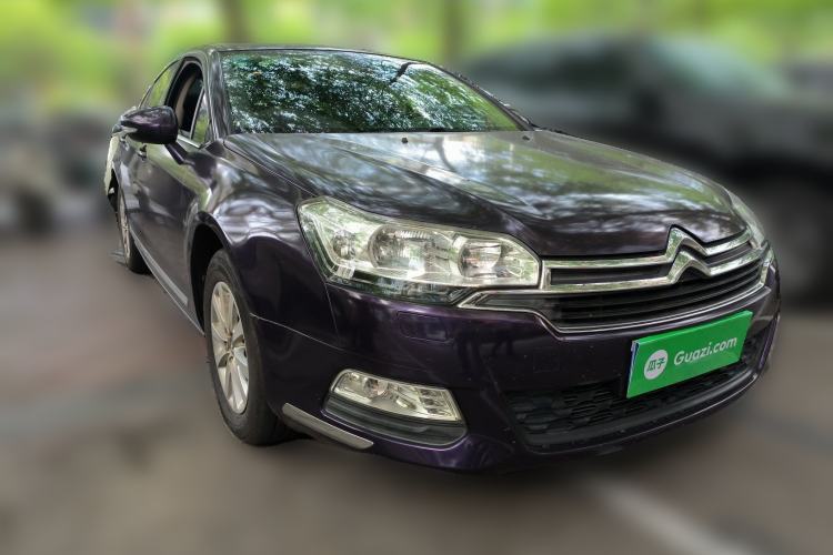 Used Citroen C5 2014 1.6T Automatic Luxury Model Front Right 45 Deg