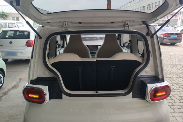 Used Wuling Hongguang MINIEV 2024 3rd Generation 215km Advanced Version
