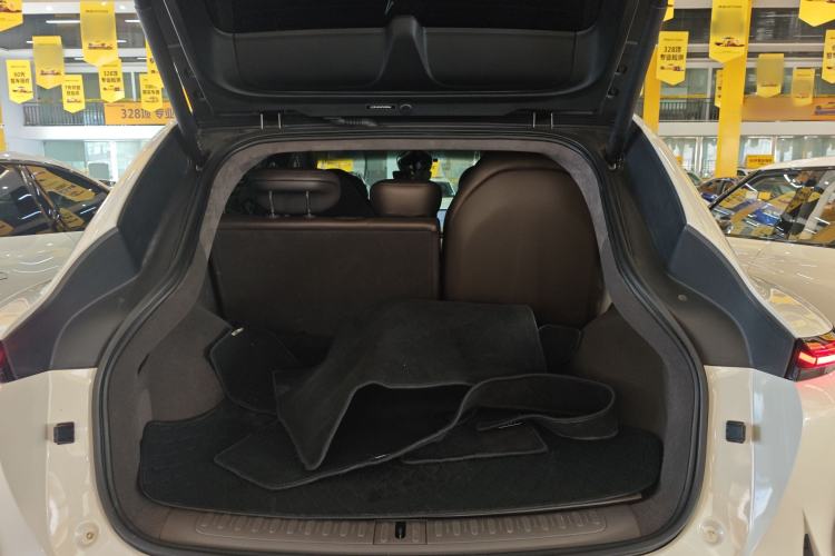 Used IM LS7 2023 100kWh Lux All-Wheel-Drive Version
