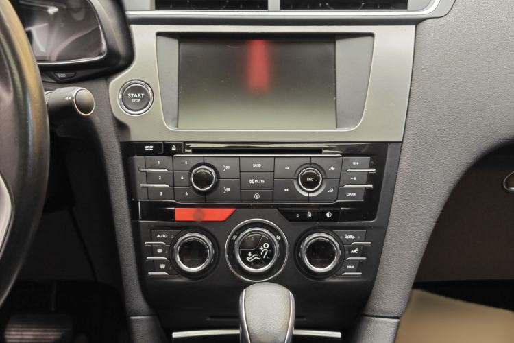 Used DS 5LS 2016 1.6T Luxury Edition THP160