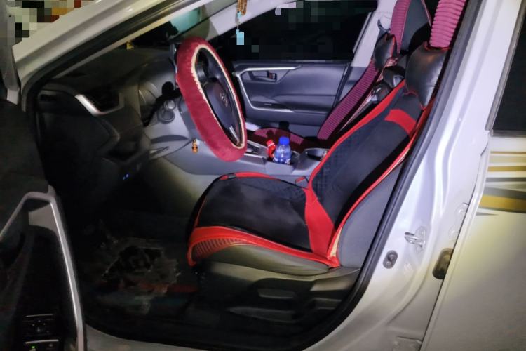 Used Toyota RAV4 2022 2.0L CVT Two-Wheel Drive Urban Edition Left Front Seat