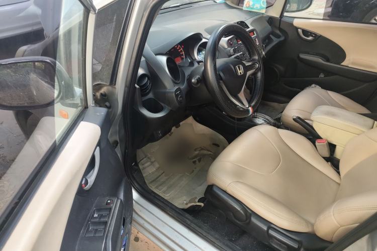 Used Honda Fit 2011 1.5L Automatic Luxury Edition
