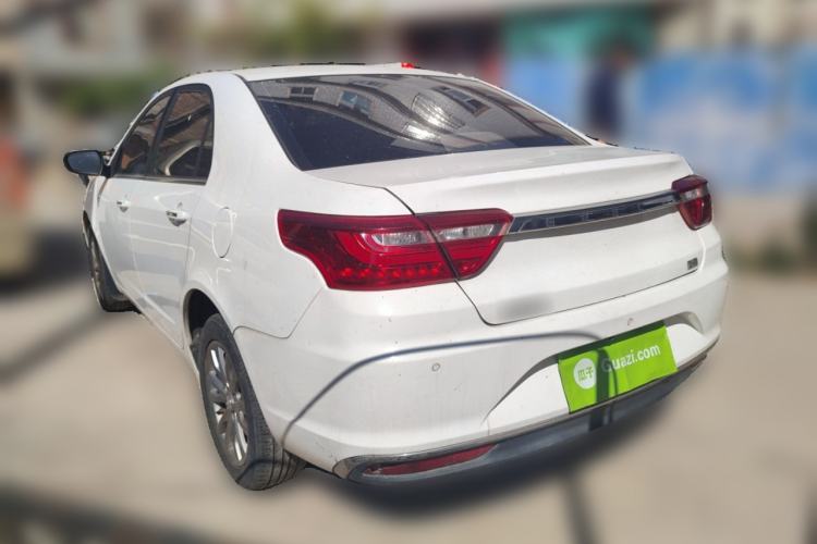 Used Geely Auto Vision 2019 Upgraded Model 1.5L Manual Luxury Version China VI Standard