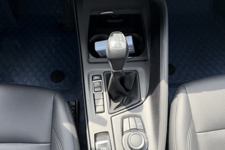 Used BMW X1 2019 sDrive18Li Fashion Model Interior 1