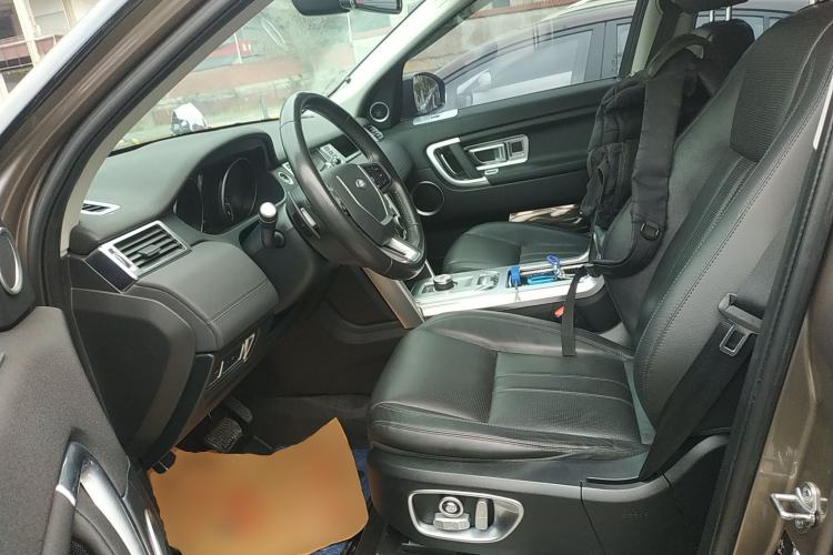 Used Land Rover Discovery Sport 2017 2.0T SE
