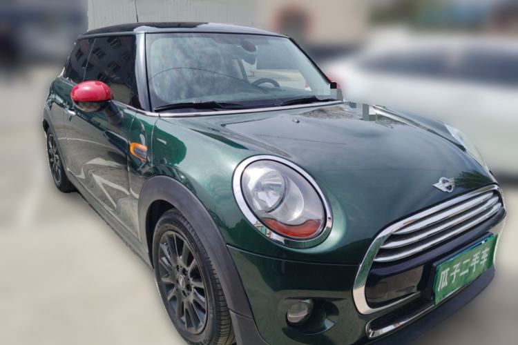 Used MINI 2016 1.5T COOPER Front Right 45 Deg